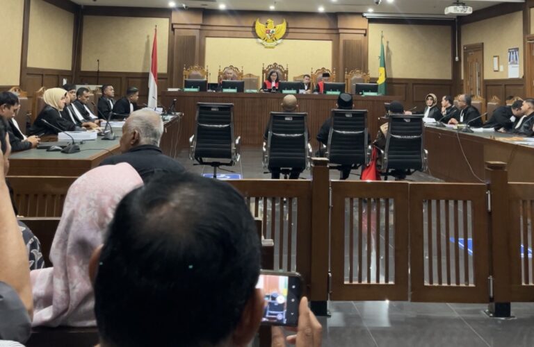 Bantah Dakwaan KPK, Gus Alex: Saya Harus Melawan, Kalau Diam Saya Berdosa
