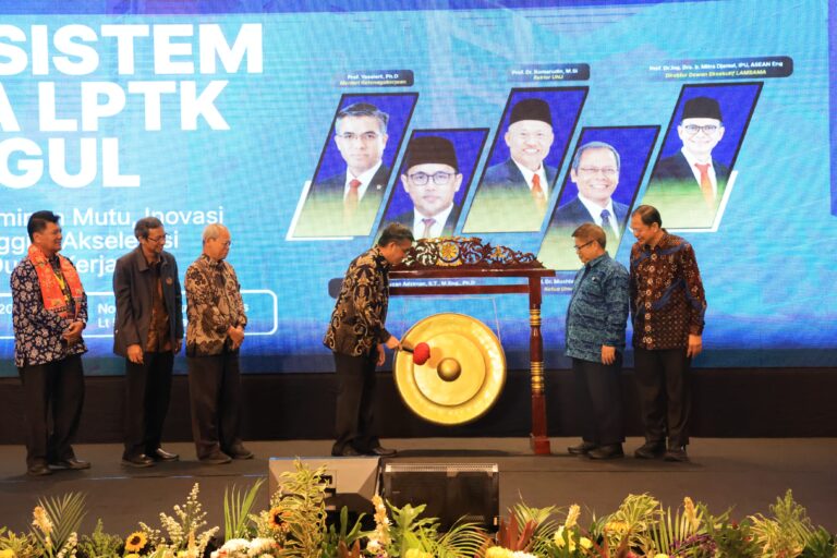 Menaker: Penguatan Kompetensi Lulusan Perguruan Tinggi Penting untuk Menjawab Kebutuhan Dunia Kerja