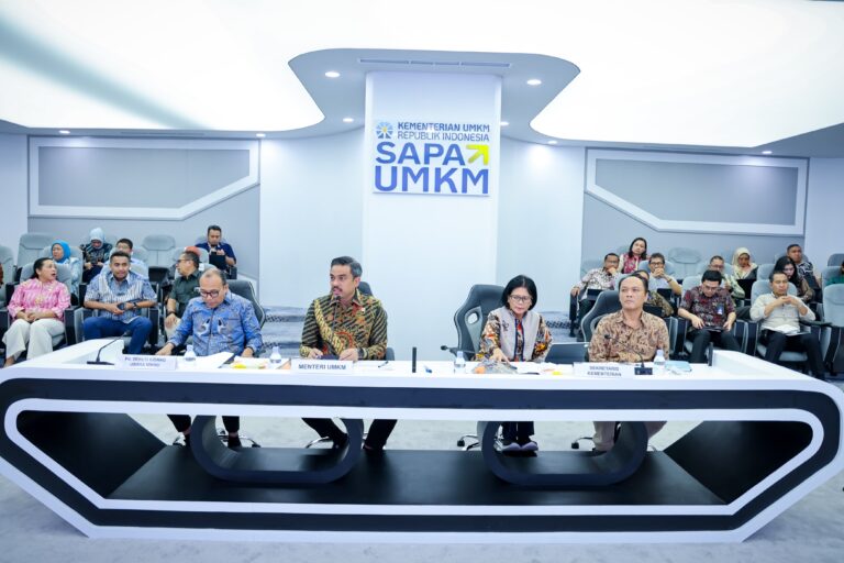 Kementerian UMKM Kawal Pemulihan Ekonomi Terdampak Bencana di Sumatera
