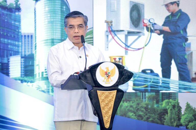 Kemnaker-KLH Perkuat Kompetensi Teknisi Pendingin untuk Dukung Pelindungan Ozon