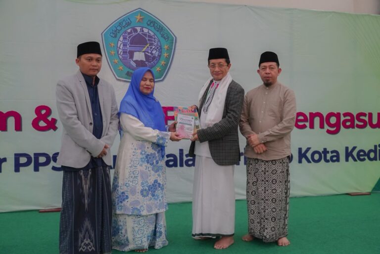 Menag: Pendidikan Pesantren Padukan Kecerdasan Akal dan Batin