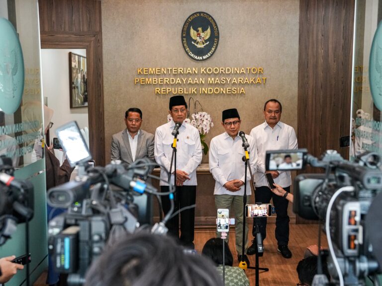 Dorong Kemandirian, Menko Muhaimin Buka Jalan Santri Keluar dari Kemiskinan