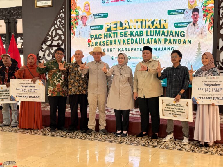 Kawendra Dorong HKTI Kawal Aspirasi Petani, Bantuan Ayam Petelur dan 20 Etalase Disalurkan di Lumajang